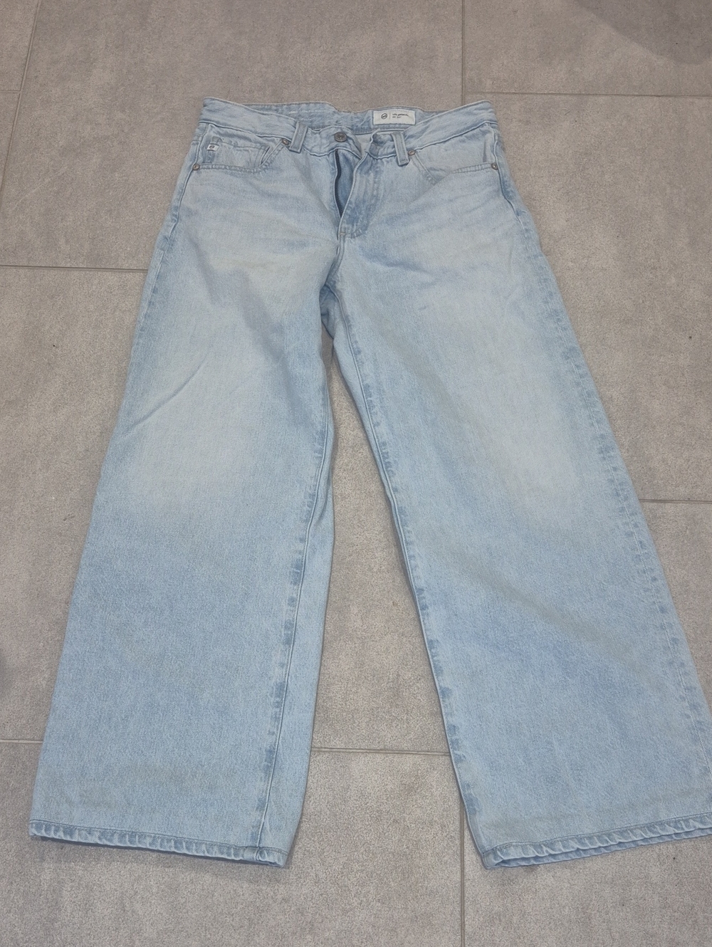 AG Adriano Goldschmied Light Blue Wide Leg Jeans. Size 26
